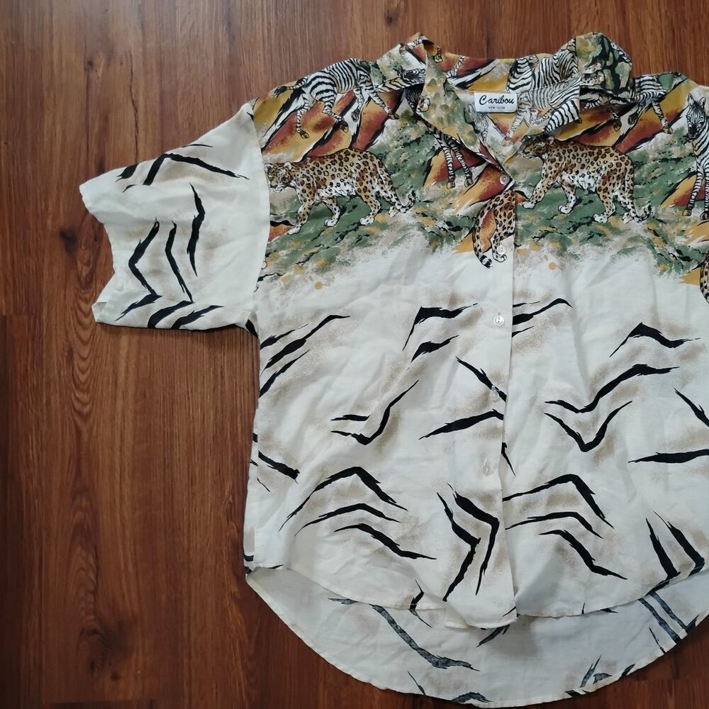 Vintage Caribou New York Safari Animals Zebra Lion Leopard Button Shirt - Picture 2 of 8
